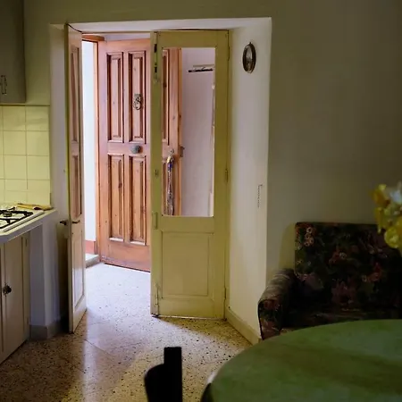 Casa Flora بيت للعطل Rivello
