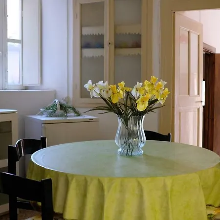 Casa Flora Rivello